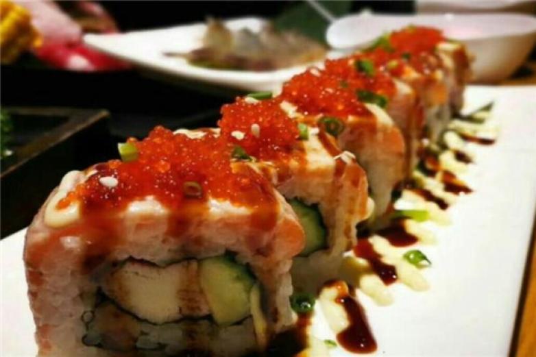 牛仔街区时尚自助餐厅